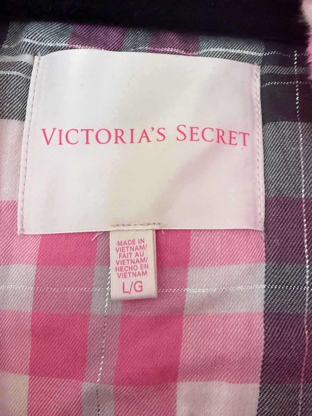 Victoria's Secret Pink Robe - Picture 3 of 5